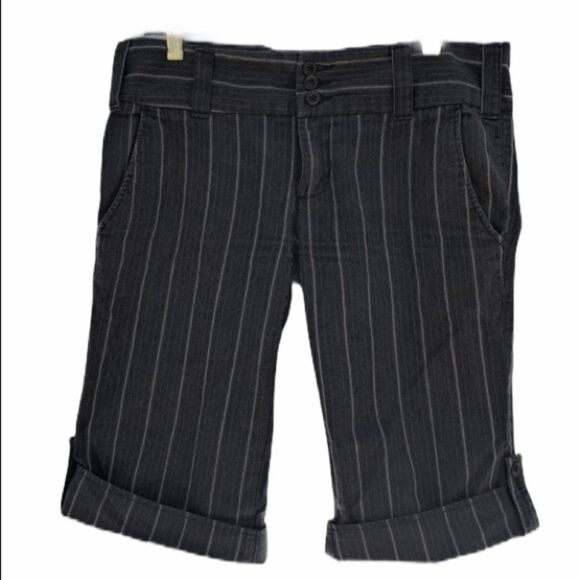 Roxy Cuffed Shorts - Picture 1 of 8